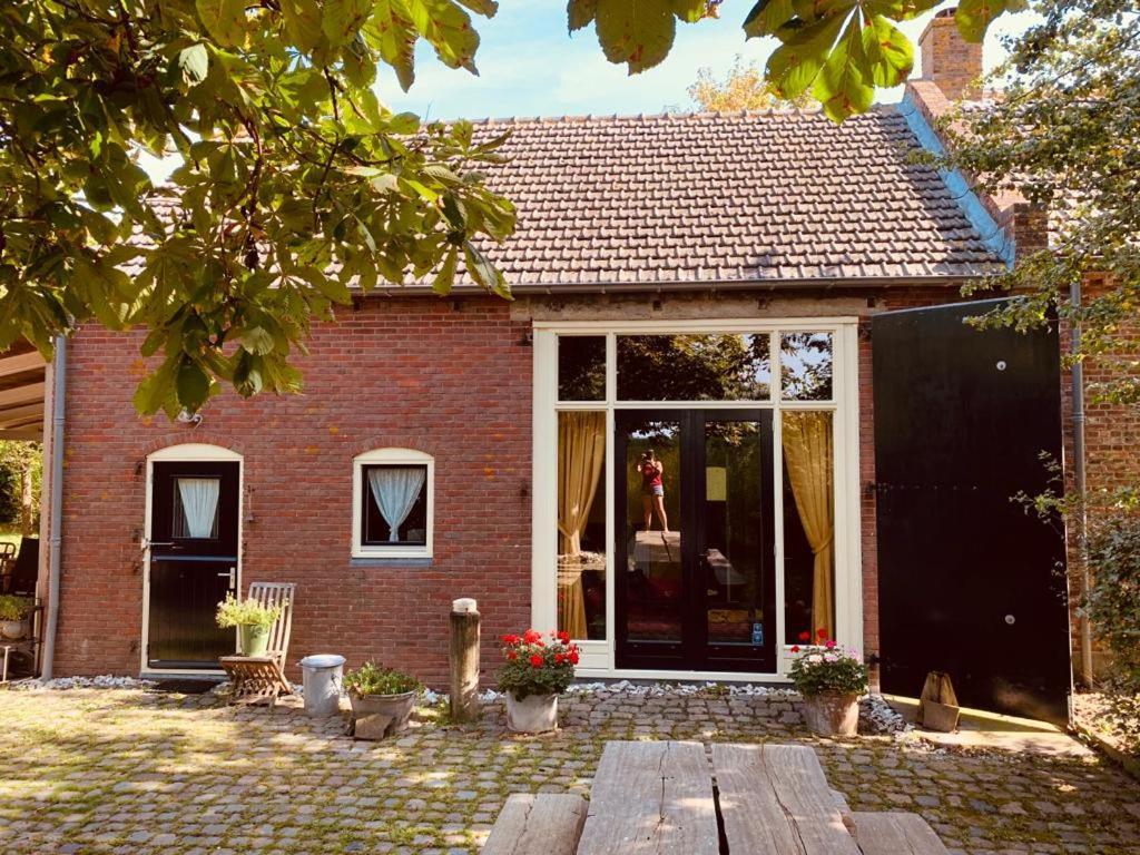 Logeren Op De Thoolse Parel Vakantiehuis Stavenisse Luaran gambar